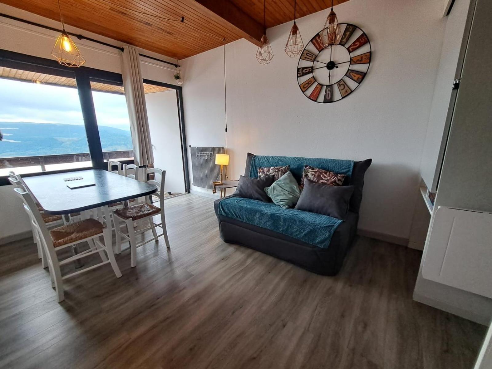 Appartement Duplex Avec Vue Sur Le Sancy Et Garage Couvert Murat-le-Quaire Εξωτερικό φωτογραφία