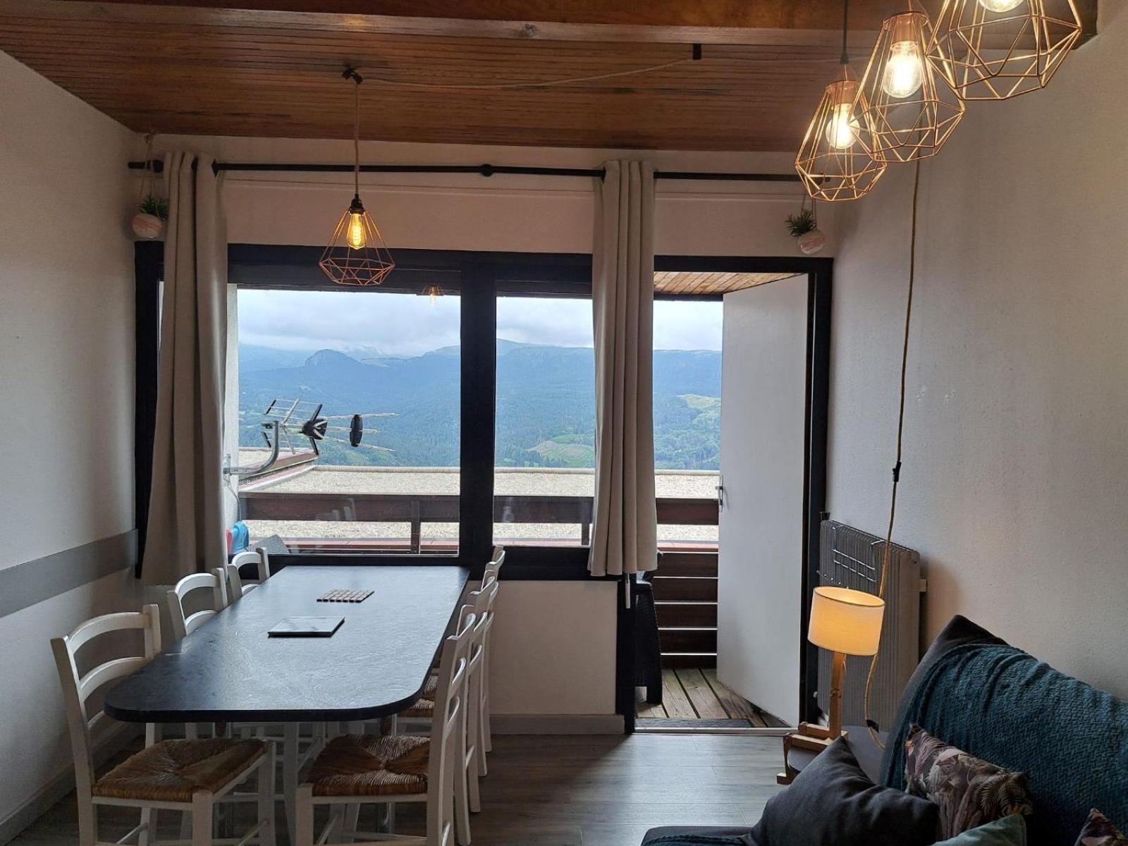Appartement Duplex Avec Vue Sur Le Sancy Et Garage Couvert Murat-le-Quaire Εξωτερικό φωτογραφία